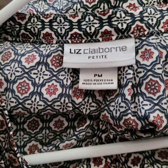 Liz Claiborne Red, White, & Blue Geometric Print Top Petite Medium - Picture 2 of 4